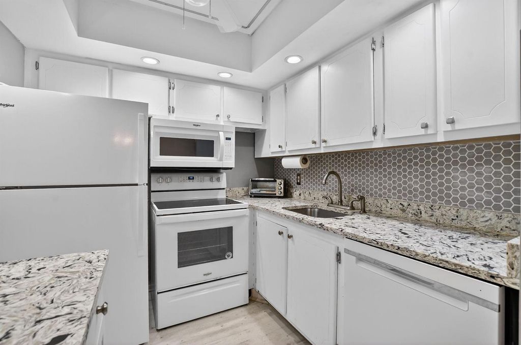4038 Durham B, Deerfield Beach, FL 33442