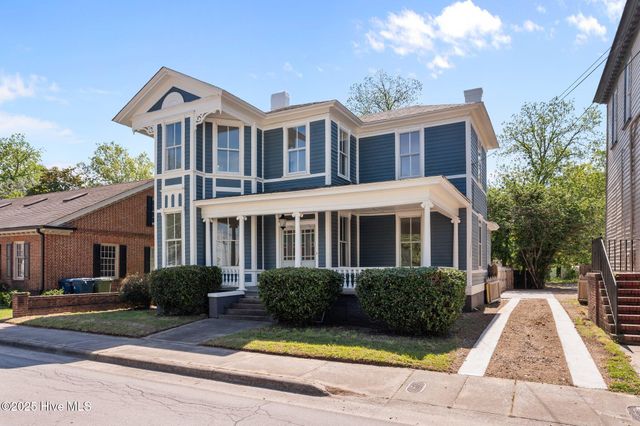 325 N Market Street, Washington, NC 27889