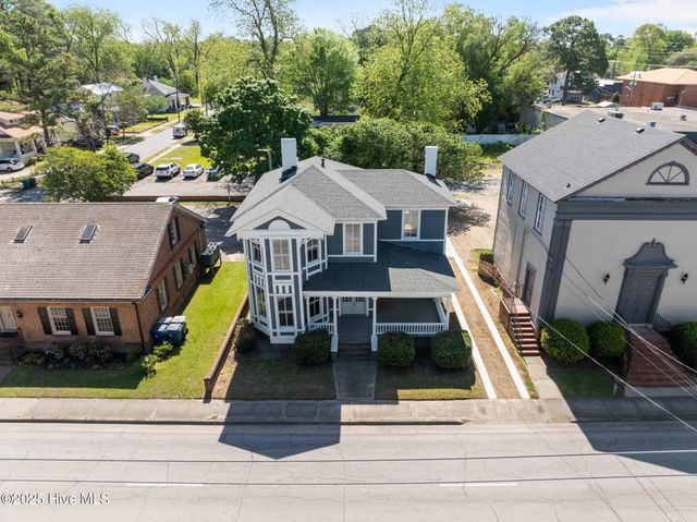 325 N Market Street, Washington, NC 27889