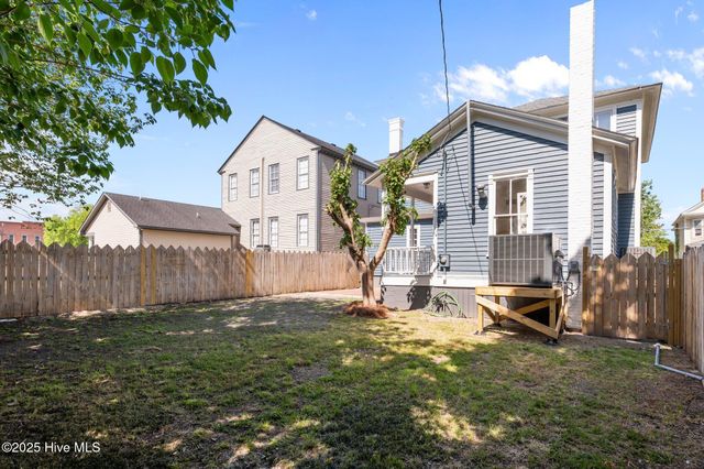 325 N Market Street, Washington, NC 27889