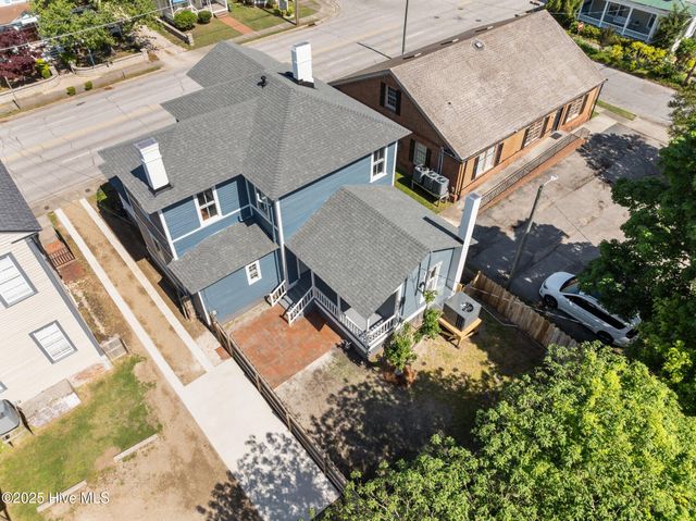 325 N Market Street, Washington, NC 27889