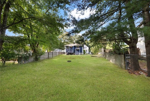86 Oakside Street, Warwick, RI 02889