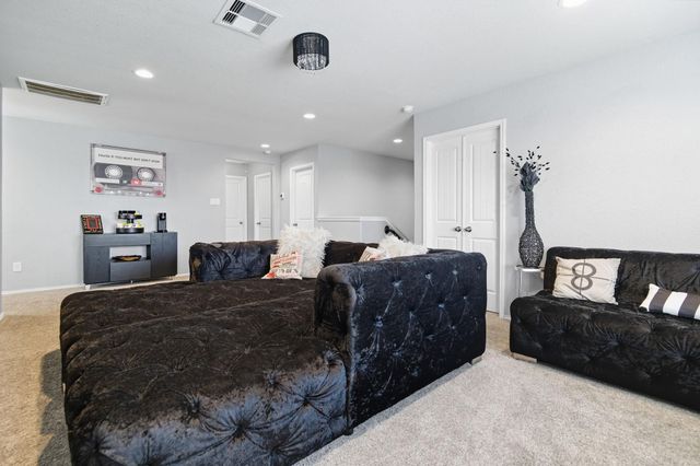 935 Bright Lotus Lane, Rosharon, TX 77583