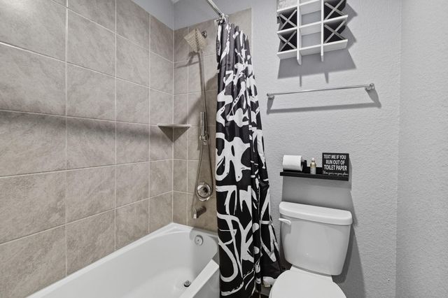 935 Bright Lotus Lane, Rosharon, TX 77583