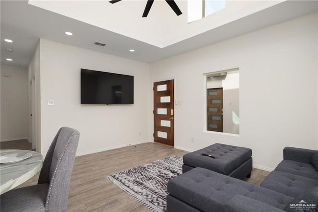 1605 Karen Drive A1, Alton, TX 78573
