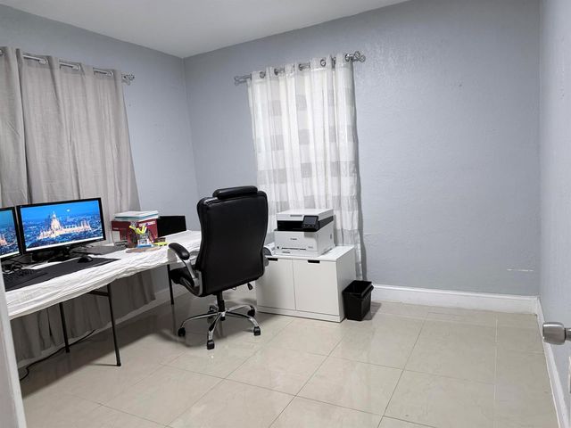 2000 SW 95th Terrace, Miramar, FL 33025