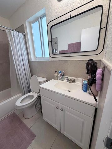2000 SW 95th Terrace, Miramar, FL 33025