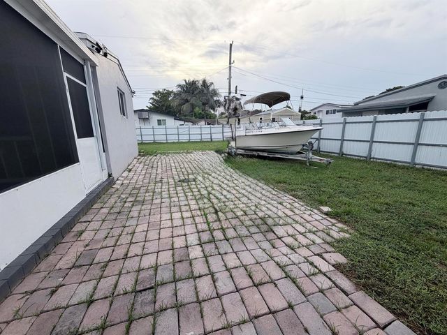 2000 SW 95th Terrace, Miramar, FL 33025