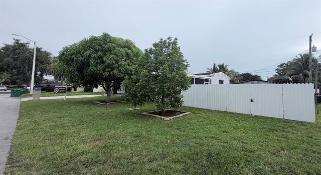 2000 SW 95th Terrace, Miramar, FL 33025