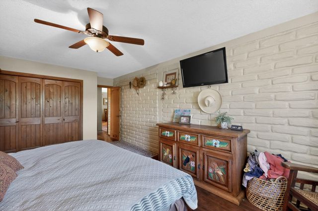 10001 4th Street NW, Albuquerque, NM 87114