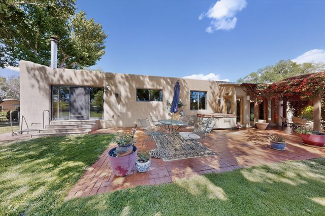 10001 4th Street NW, Albuquerque, NM 87114