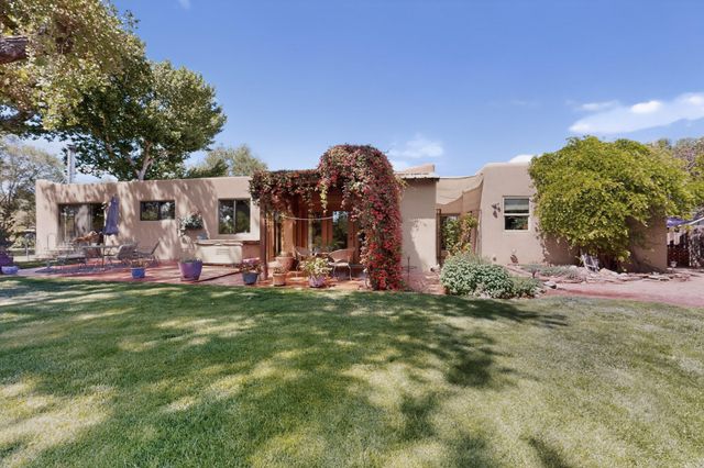10001 4th Street NW, Albuquerque, NM 87114