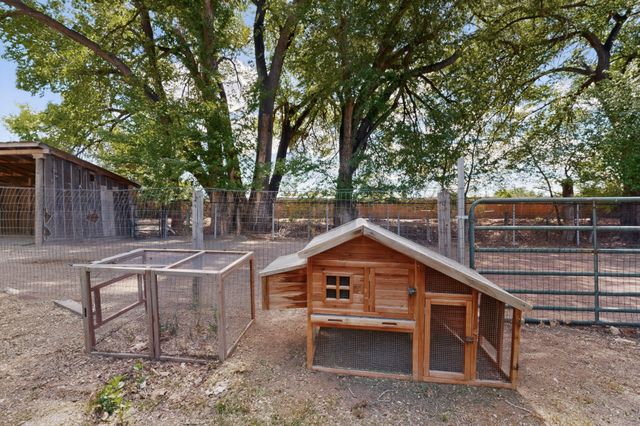 10001 4th Street NW, Albuquerque, NM 87114