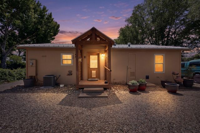 10001 4th Street NW, Albuquerque, NM 87114