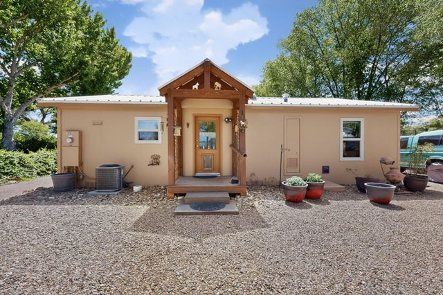 10001 4th Street NW, Albuquerque, NM 87114