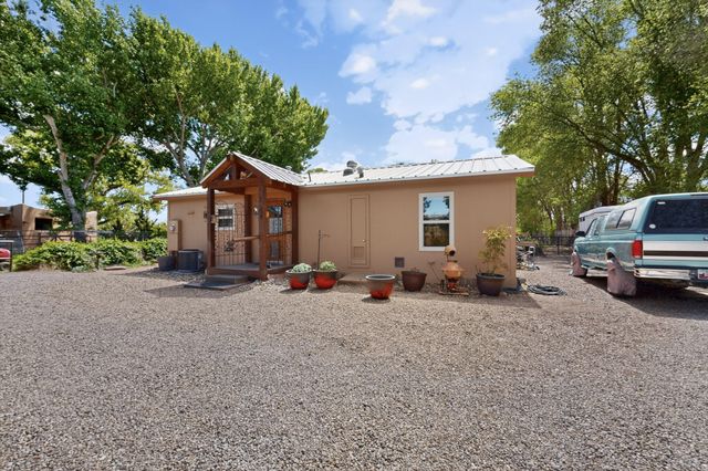 10001 4th Street NW, Albuquerque, NM 87114