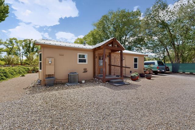 10001 4th Street NW, Albuquerque, NM 87114