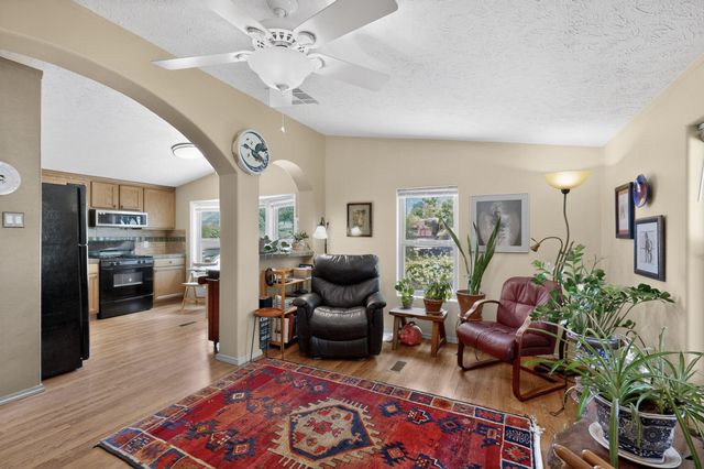 10001 4th Street NW, Albuquerque, NM 87114