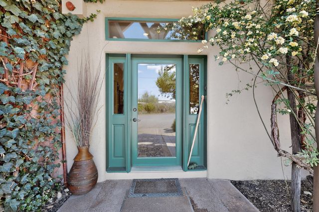 10001 4th Street NW, Albuquerque, NM 87114