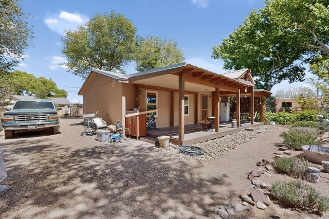 10001 4th Street NW, Albuquerque, NM 87114