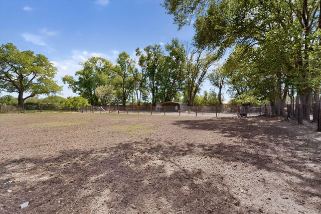 10001 4th Street NW, Albuquerque, NM 87114
