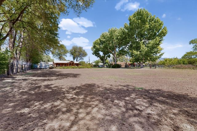 10001 4th Street NW, Albuquerque, NM 87114