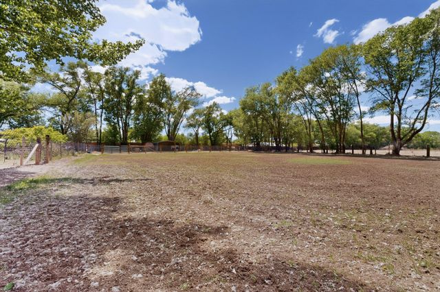 10001 4th Street NW, Albuquerque, NM 87114