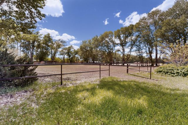 10001 4th Street NW, Albuquerque, NM 87114