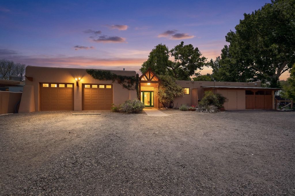 10001 4th Street NW, Albuquerque, NM 87114