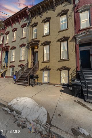 5 Myrtle Avenue, Albany, NY 12202