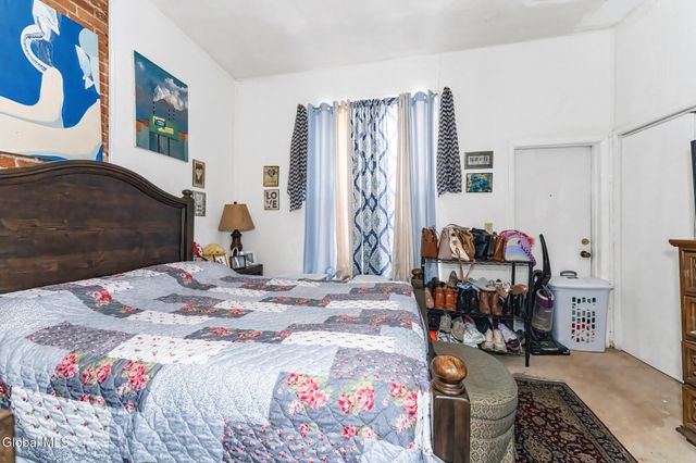 5 Myrtle Avenue, Albany, NY 12202