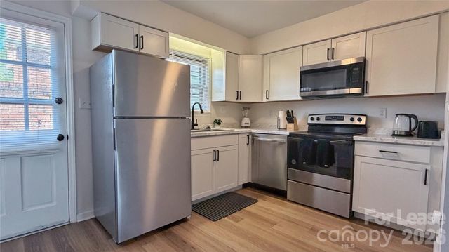 6314 Old Pineville Road B, Charlotte, NC 28217