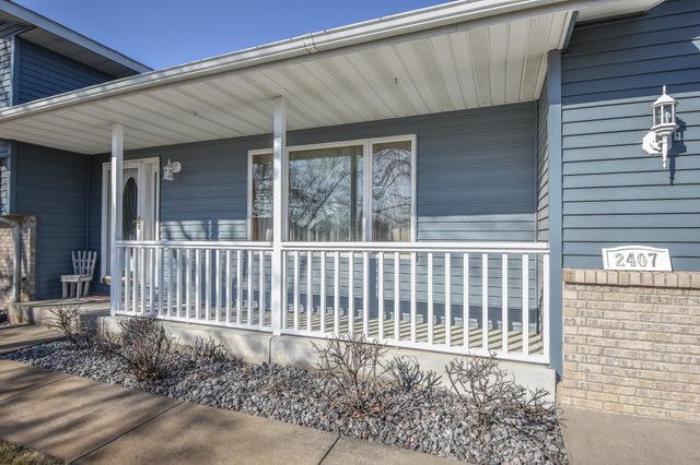 2407 Tranquility Drive, Saint Cloud, MN 56301