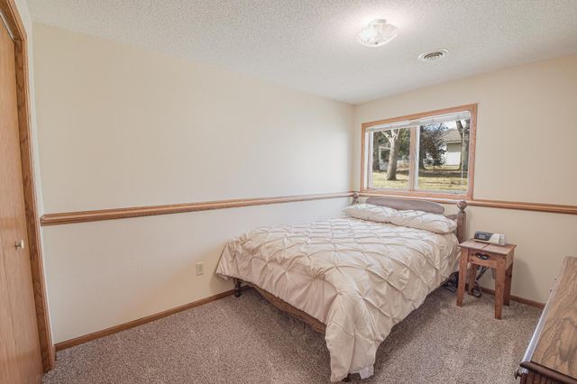 2407 Tranquility Drive, Saint Cloud, MN 56301