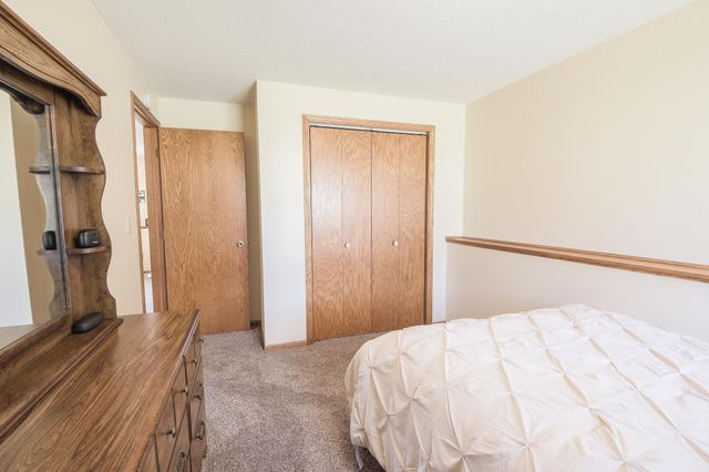 2407 Tranquility Drive, Saint Cloud, MN 56301