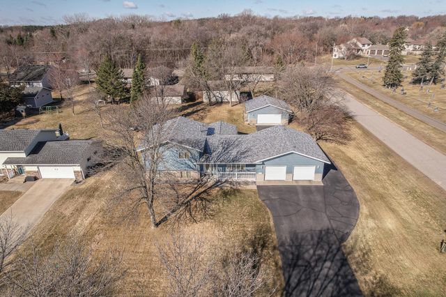 2407 Tranquility Drive, Saint Cloud, MN 56301