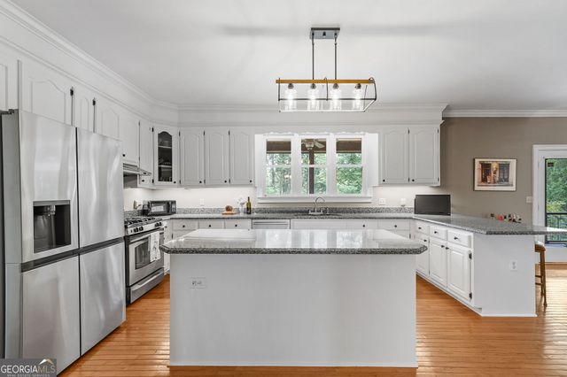 3285 Sundown Court SW, Marietta, GA 30064