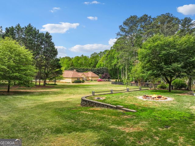 3285 Sundown Court SW, Marietta, GA 30064