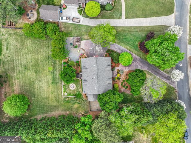 3285 Sundown Court SW, Marietta, GA 30064