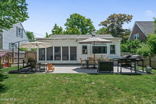 24 Westlyn Court, Guilderland, NY 12203