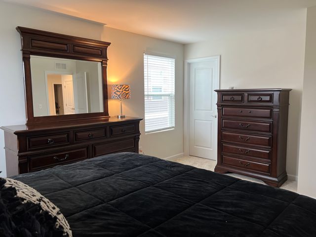 1017 Kessler Drive, Mundelein, IL 60060