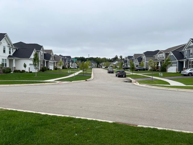 1017 Kessler Drive, Mundelein, IL 60060