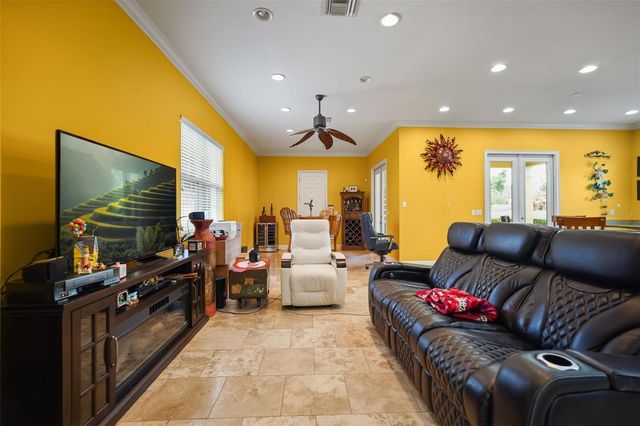 161 VINE STREET, Oviedo, FL 32765