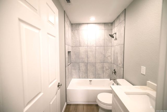 5710 green manor, San Antonio, TX 78223