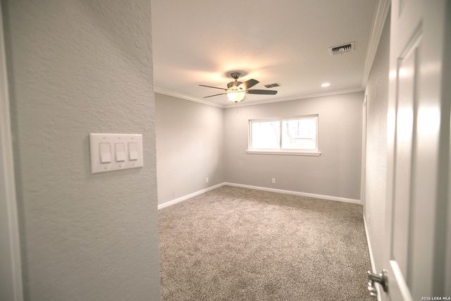 5710 green manor, San Antonio, TX 78223