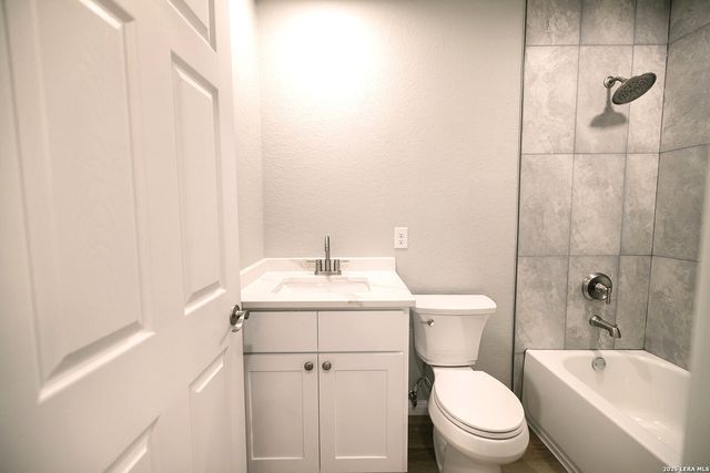 5710 green manor, San Antonio, TX 78223