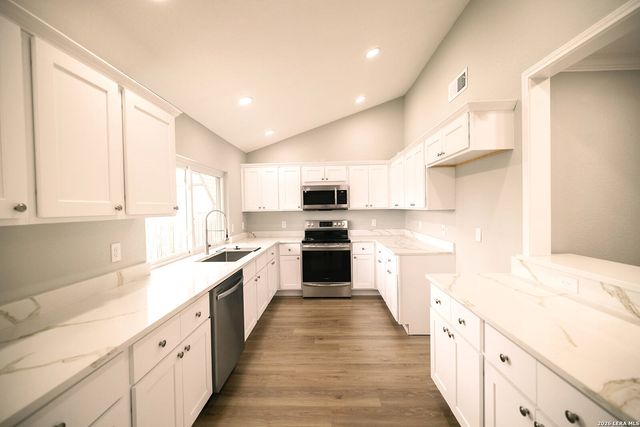 5710 green manor, San Antonio, TX 78223