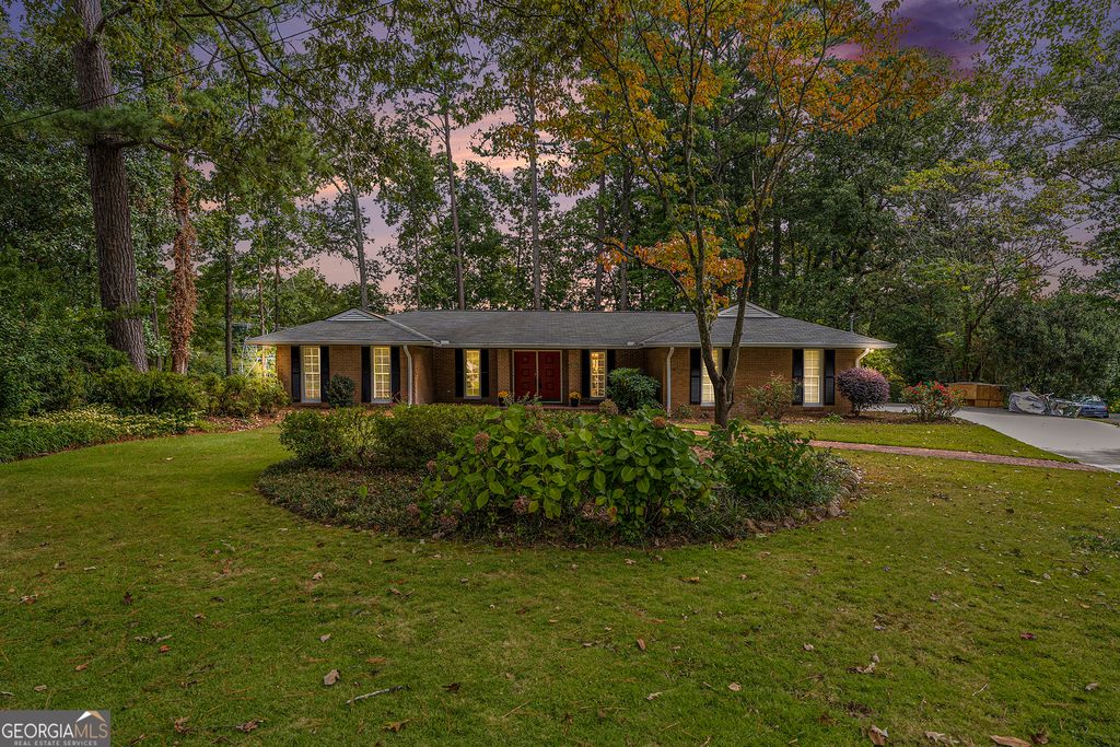 2324 Waterton Court, Atlanta, GA 30338