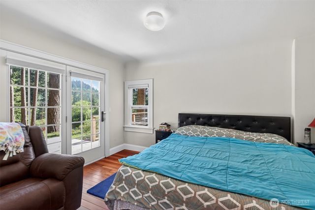 671 Chuckanut Drive N, Bellingham, WA 98229