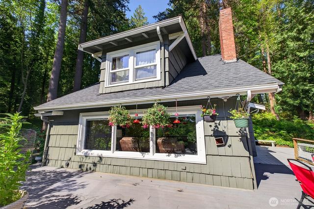671 Chuckanut Drive N, Bellingham, WA 98229